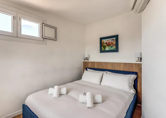 Attic With Terrace Spanish Steps Exclusive Apartment